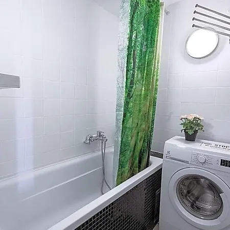 Clicktheflat Wilson Square Warsaw