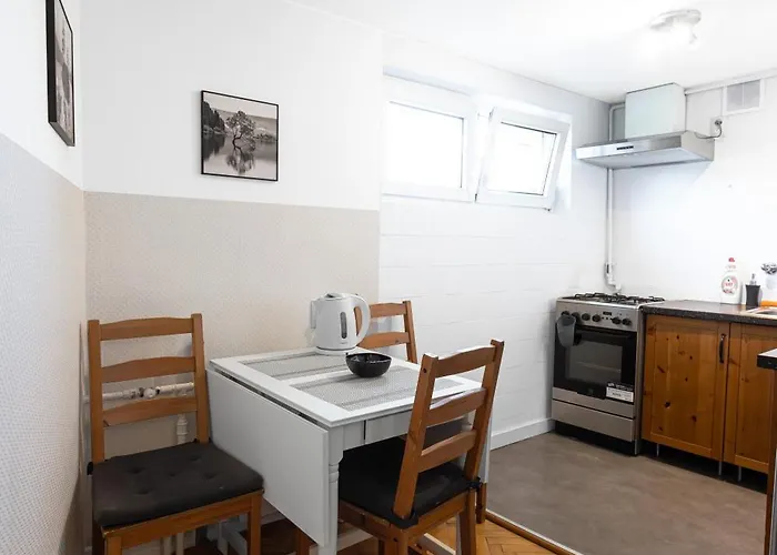 Hostel Clicktheflat Wilson Square Βαρσοβία