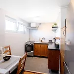Clicktheflat Wilson Square Hostal *