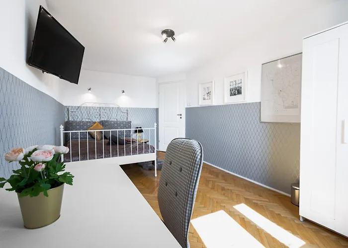 Hostel Clicktheflat Wilson Square Βαρσοβία